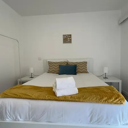 Appartement Like V - Single *