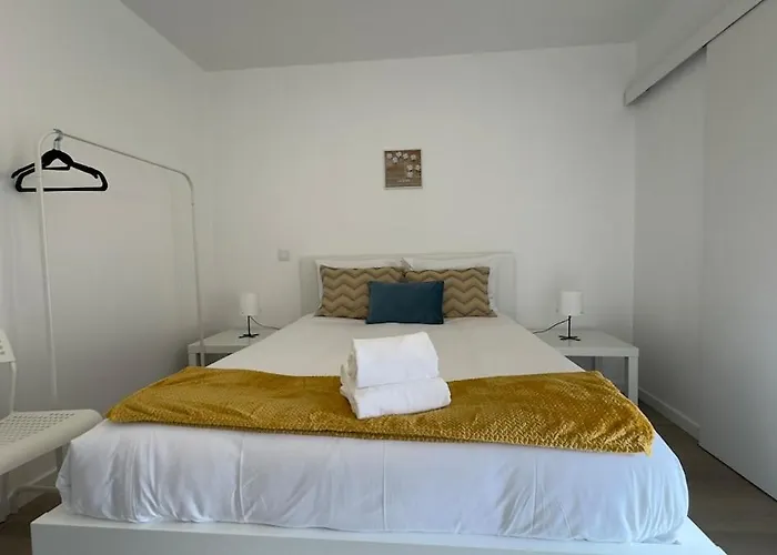 Lejlighed Like V - Single *