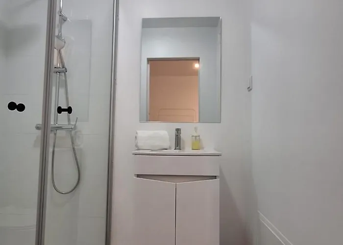 Like V - Single Funchal (Madeira)